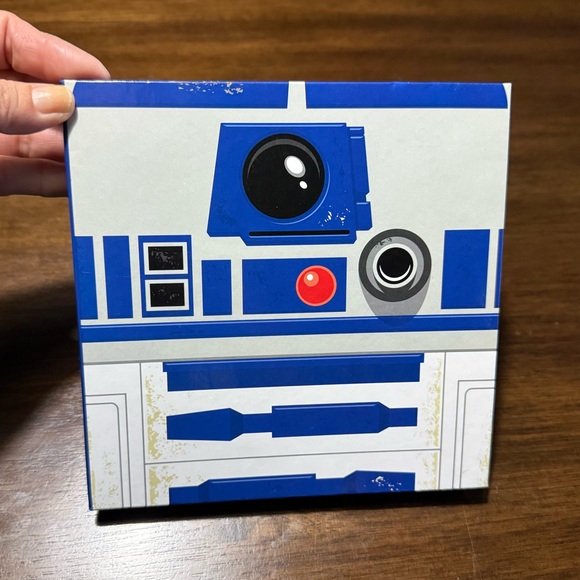 Disney R2-D2 Kids Bundle - Picture 2 of 16